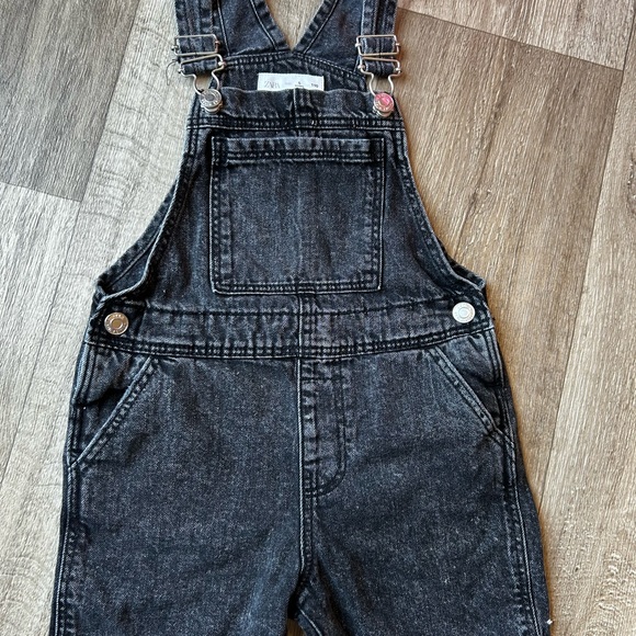 Zara Black Denim Overalls for Kids - Picture 1 of 1